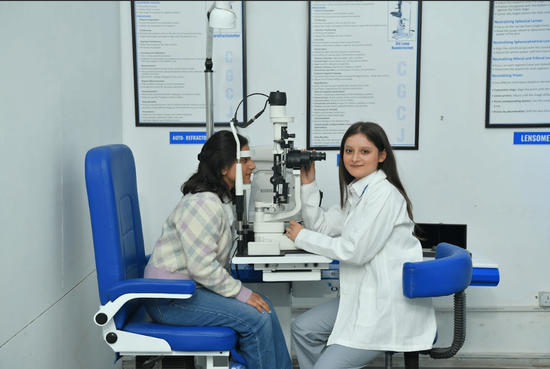 CGC University, Mohali Classrooms & Labs photo 8